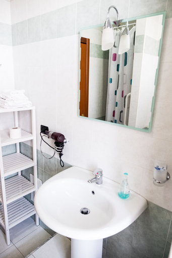 Bathroom 4, B&B 30 mt dal Duomo, Benevento