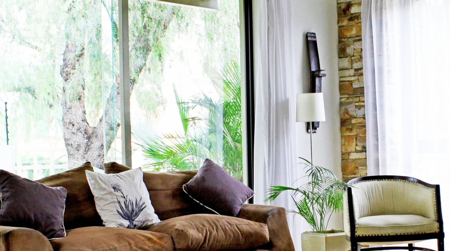 The Elegant Guesthouse, Windhoek East