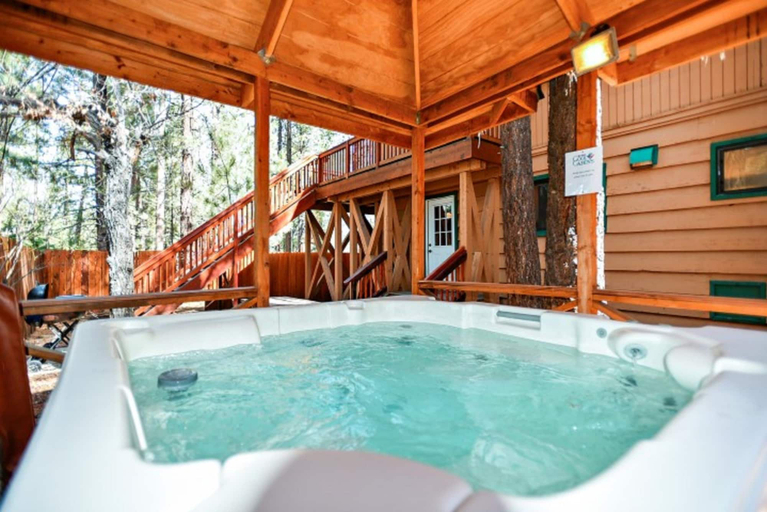 Sport & Beauty, Summit Escape Lodge, San Bernardino