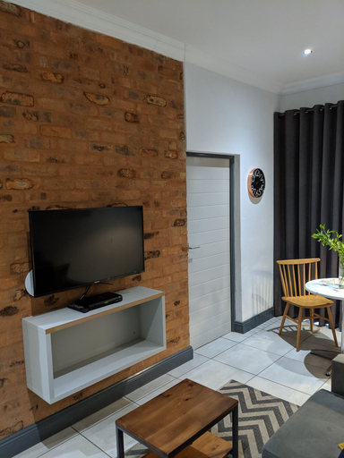 Others 4, Junction 502 Apartments, City of Tshwane