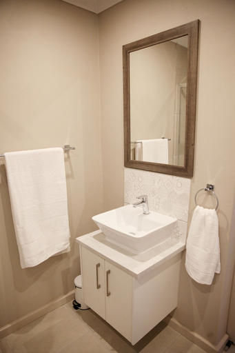 Bathroom 5, Eden Guest House B&B, Eden