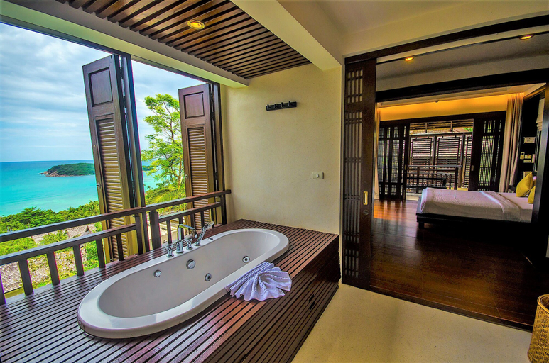 Bathroom 5, Bhundhari Villas, Ko Samui