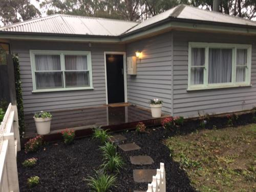 Fell Estate Cottages, Cardinia - North