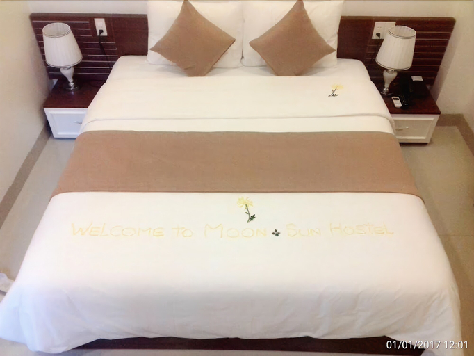 Bathroom 5, Moon & Sun Hotel, Huế