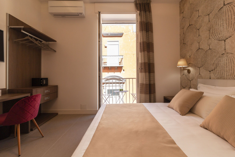 Bedroom 3, MoMa Suites, Napoli