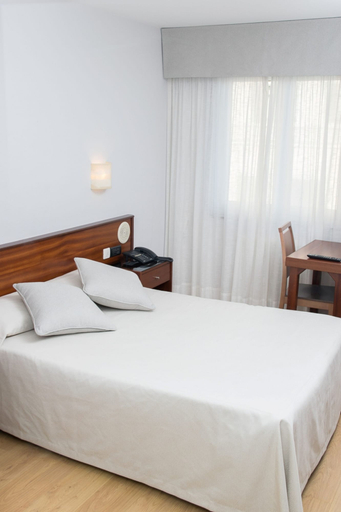 Bedroom 3, Hotel Brisa, A Coruña