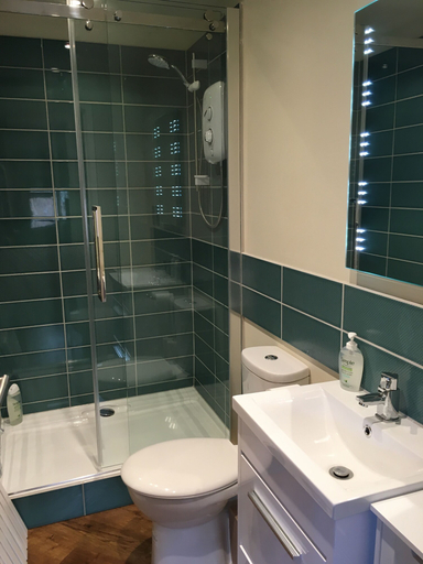 Bathroom, The Stables At Harby, Leicestershire