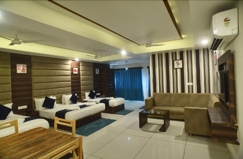 Others 4, Hotel Royal King, Vadodara
