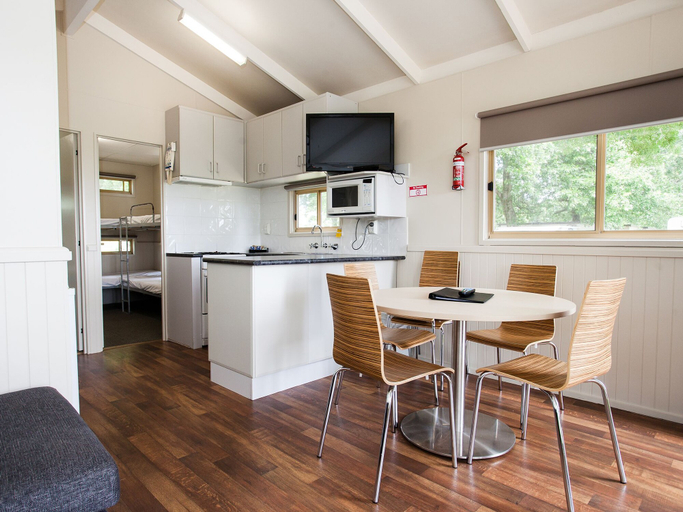 Others 5, NRMA Bairnsdale Riverside Holiday Park, E. Gippsland - Bairnsdale
