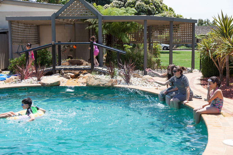 Sport & Beauty 3, NRMA Bairnsdale Riverside Holiday Park, E. Gippsland - Bairnsdale