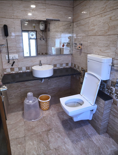 Bathroom, Hotel Royal King, Vadodara
