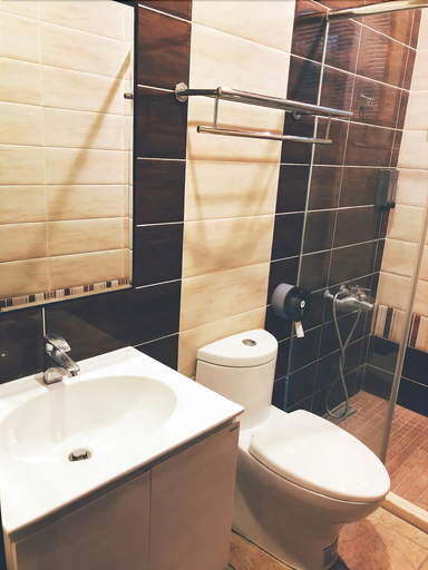 Bathroom 4, Propitious Castle B&B, Hualien