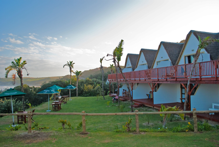 Exterior & Views 2, Crawfords Beach Lodge, Amathole