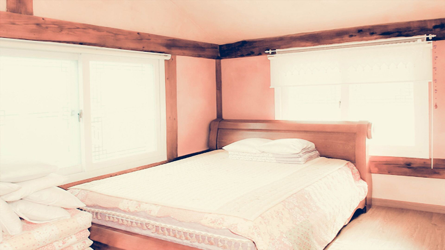 Bedroom 3, Yehyang Pension, Tongyeong