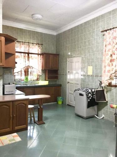 1 Star Hotels in Kota Bharu, Kelantan Book Promo at tiket.com