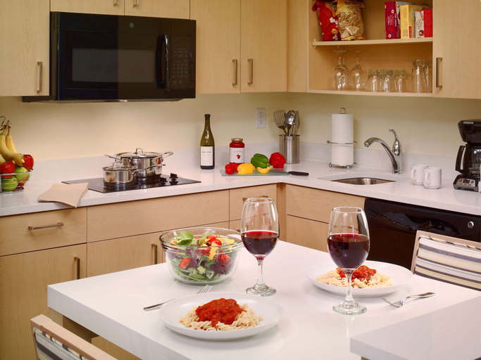 Dining Room 11