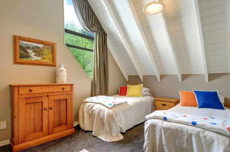 Bedroom 3, Mountain View Lodge, Queenstown-Lakes
