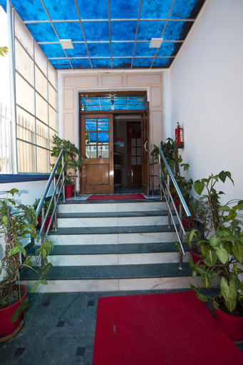 OYO 8761 Hotel Mall View, Gurgaon