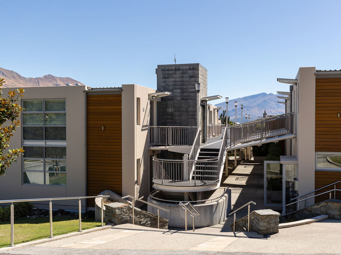 Others 5, Belvedere, Queenstown-Lakes