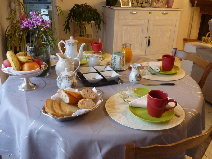 Food & Drinks, Les Hirondelles Du Paradis 6 rue des Oiseaux, Charente