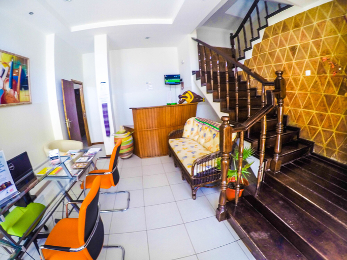 AH Maio Hotel,