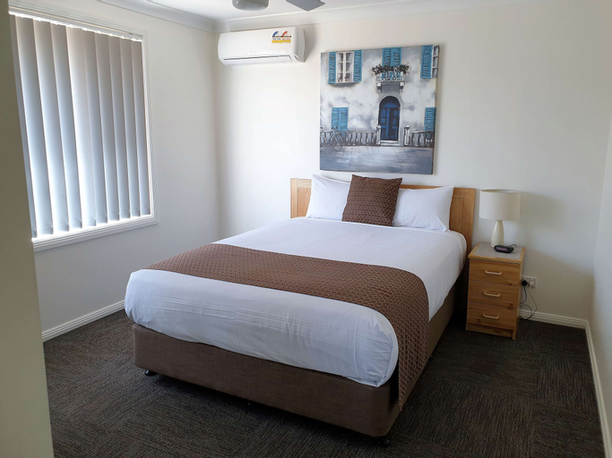 Bedroom 28
