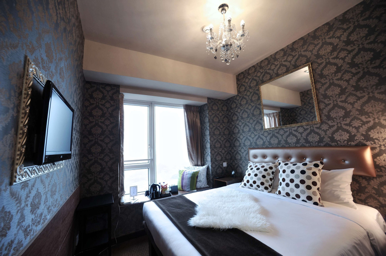 Bedroom 11