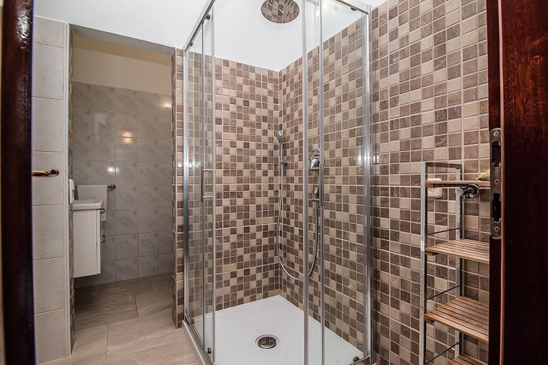 Bathroom 4, Villa Rose, Rovinj
