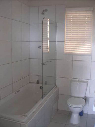 Bathroom, Camarque, eThekwini