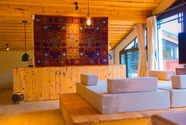 Public Area 4, Blossom Hill Inn, Dêqên Tibetan