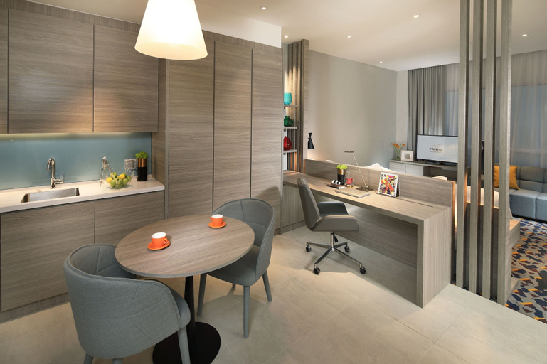 Dining Room 24