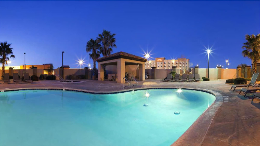 Holiday Inn Express Hotel & Suites Barstow-Outlet Center, San Bernardino