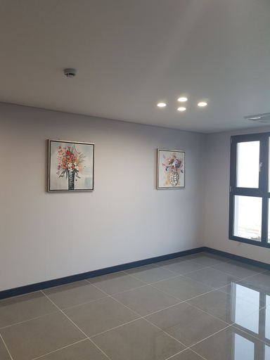 Public Area 2, Havana, Pohang