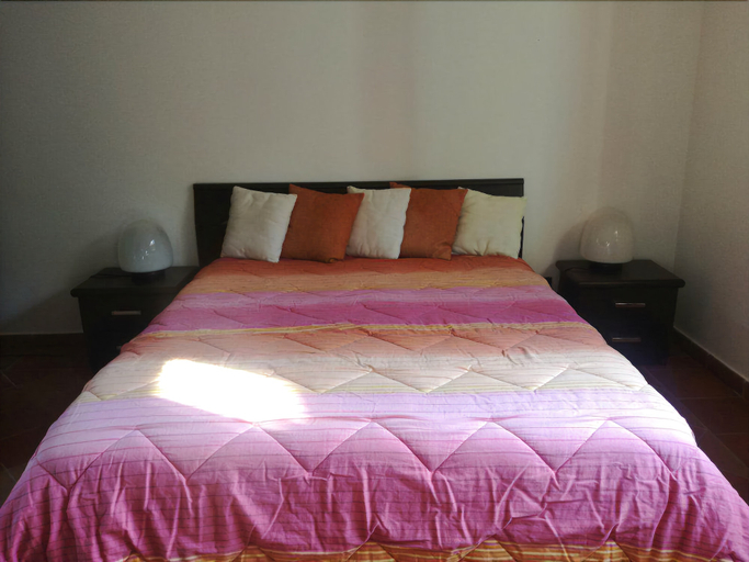 Bedroom 4, Villa Grande, Messina
