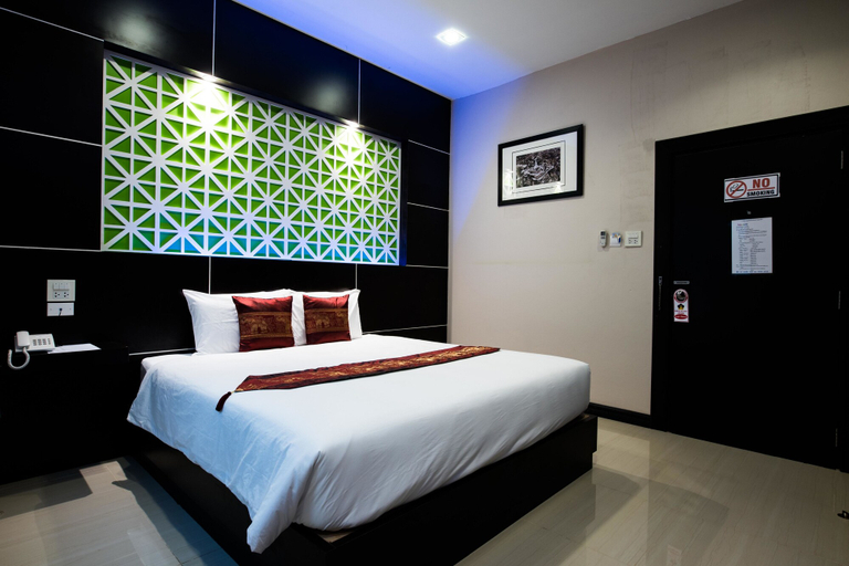 Bedroom 3, ThatLuang View Hotel, Vientiane