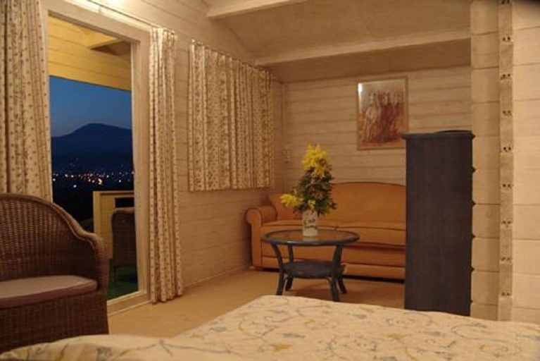 Bedroom 3, Les collines de St Paul, Alpes-Maritimes