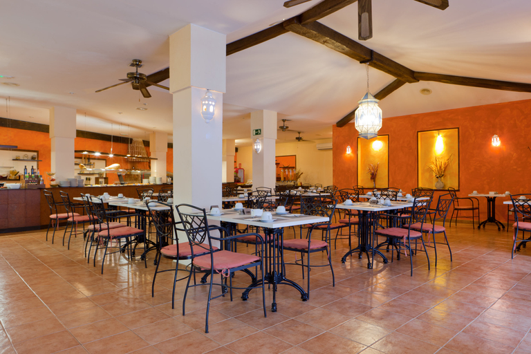 Food & Drinks 3, Apartamentos LIVVO Coloradamar, Las Palmas