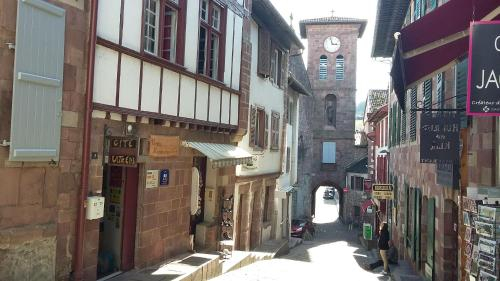 Gite Makila pour pelerins (Pilgrims hostel), Pyrénées-Atlantiques