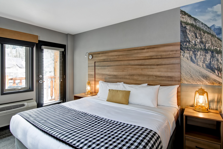 Bedroom 3, Canalta Lodge Banff, Division No. 15