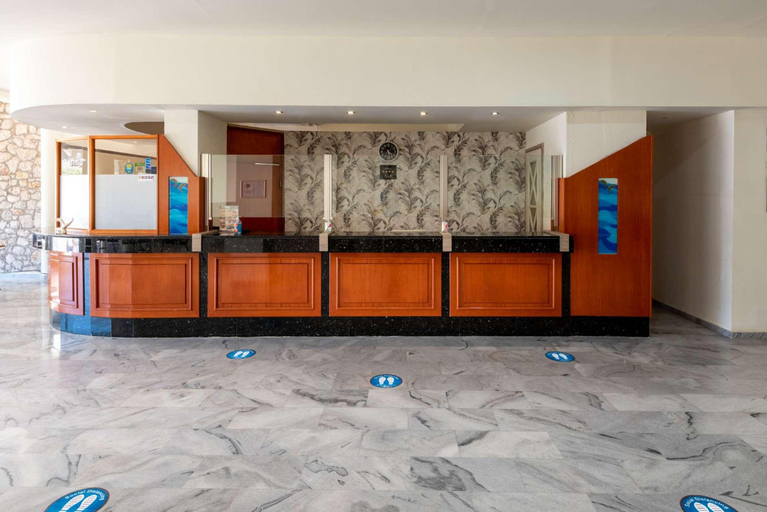 Public Area, Delfinia resort, South Aegean