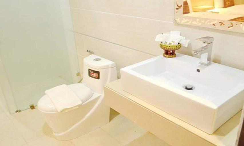 Bathroom 4, ThatLuang View Hotel, Vientiane