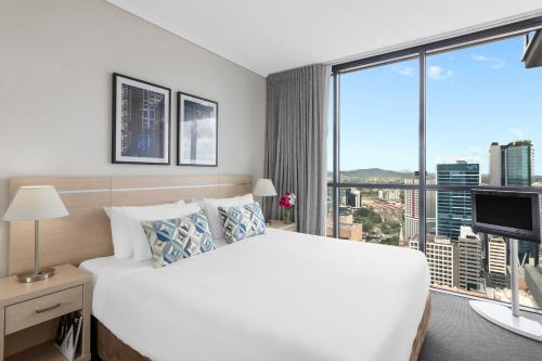 Apartments @ 128 Charlotte, Brisbane