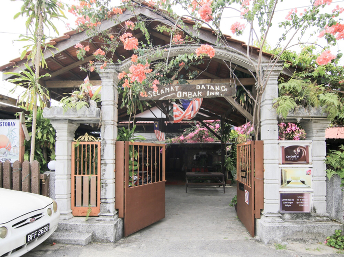 OYO 44084 Ombak Inn Chalet, Manjung