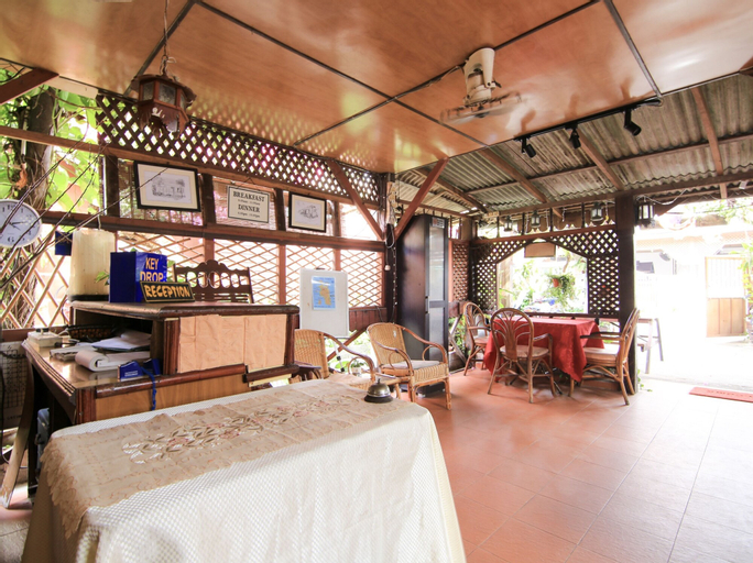 OYO 44084 Ombak Inn Chalet, Manjung