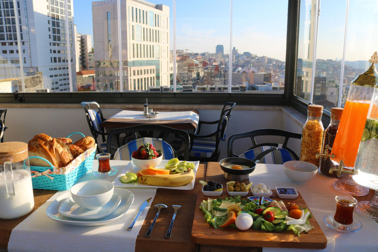 Food & Drinks 2, Musk hotel, Beyoğlu