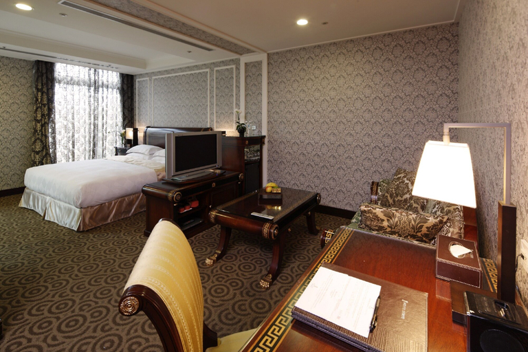 Bedroom 3, Hotel Xinshe Linsen, Taipei City