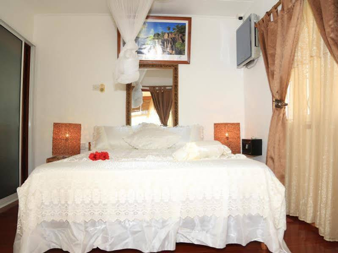 Gold Leaf Self Catering Guest House,