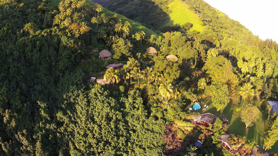 Vanira Lodge,