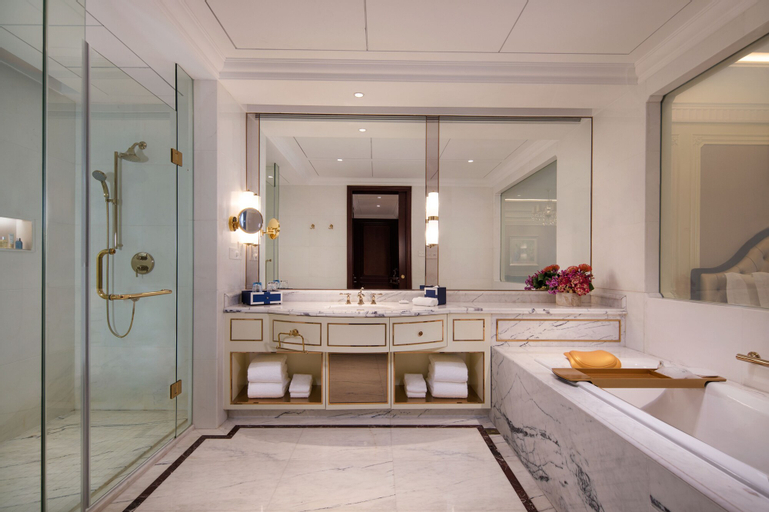 Bathroom 9