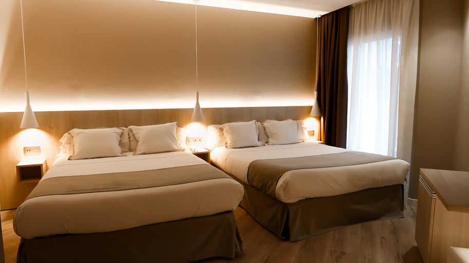 Bedroom 3, Hotel Bernat II, Barcelona
